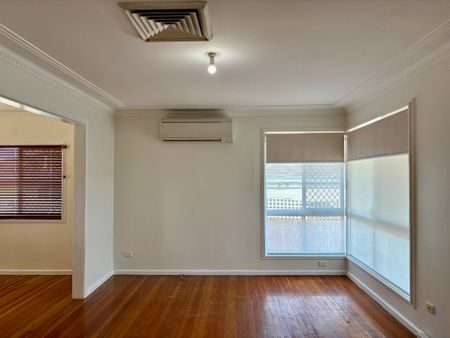 SOUTH TAMWORTH- 3 Bedroom Home - Photo 5