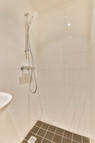 Te huur: Appartement Wilhelminastraat 194 3 in Amsterdam - Photo 3