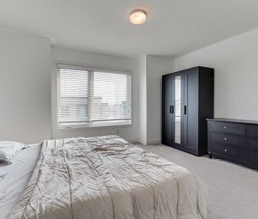 For Lease - 2646 Castlegate Crossing Drive, Pickering, Ontario - Photo 3