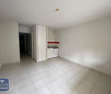 Location Appartement 1 pièce 26m² CHAMPCEVINEL 24750 - Photo 2
