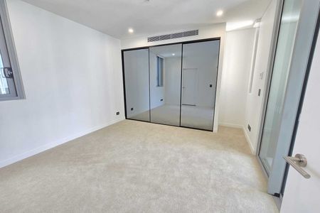 301B/16 Rothschild Avenue Rosebery - Photo 2