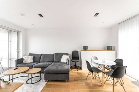 An excellently located two bedroom, two bathroom apartment within Avantgarde Tower. - Photo 5