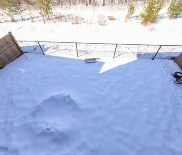 For Lease - 343 Humphrey Street Unit# B, Hamilton, Ontario - Photo 2