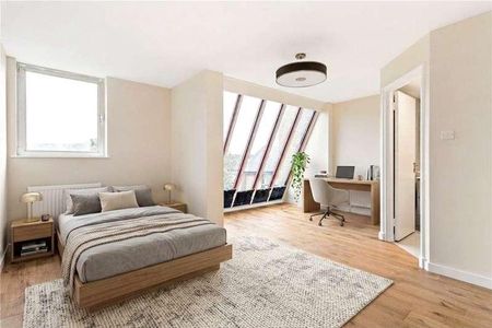 Leeward Court, Asher Way, London, E1W - Photo 2