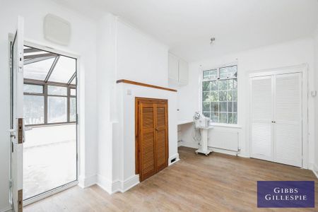 4 bedroom detached house to rent - Photo 2