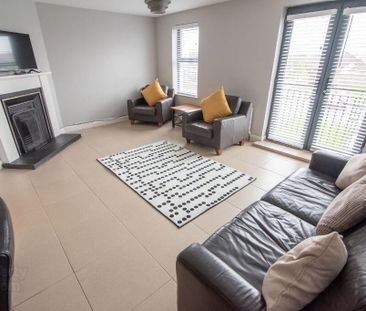 46 Montague Court (STUDENT LET), Portstewart, BT55 7GW - Photo 1