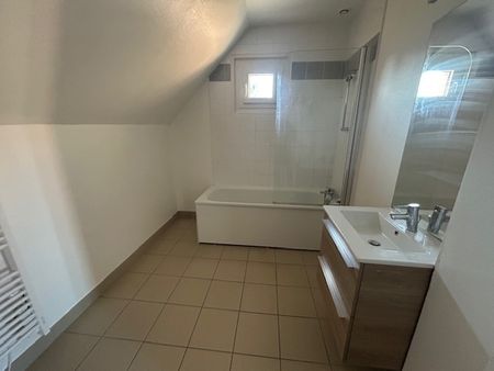 Location Maison 6 pièces 122m² GRAVELINES 59820 - Photo 5