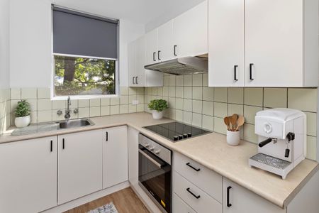 Stylish 1-Bedroom Unit in Kiama - Photo 4