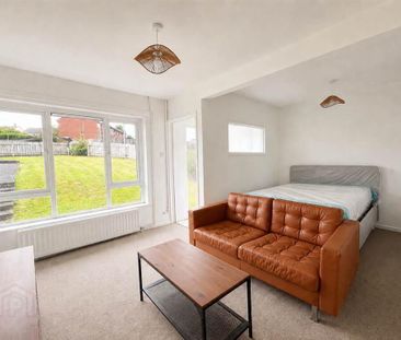 7 Cherryhill Walk, Dundonald, Belfast, BT16 1JE - Photo 1