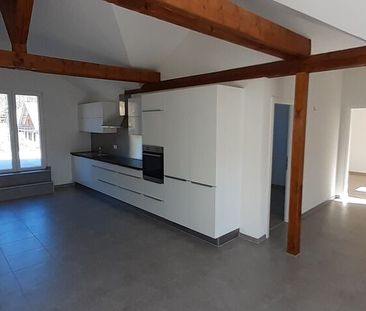 A spacious rooftop terrace facing the setting sun - Foto 5