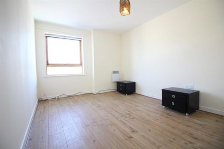 2 Bedroom Flat To Let - Photo 2