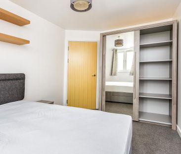 2 bedroom flat to rent - Photo 3