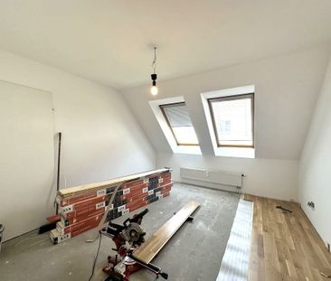 Erstbezug nach Sanierung! Großzügige, perfekt aufgeteilte 2-Zimmer-... - Photo 6