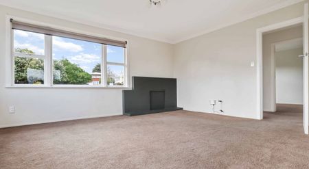 Manurewa living! - Photo 2