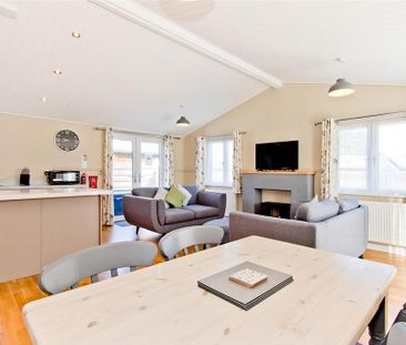 2 bedroom lodge to rent - Photo 3