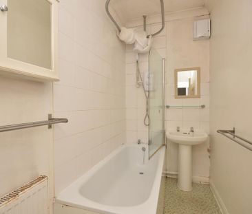 4 bedroom terraced house to rent - Photo 2