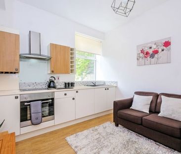Flat B, 150 Hutcheon Street, AB25 3RX, Aberdeen - Photo 3