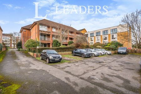 1 bedroom apartment to rent West Park Lodge, Westwood Road, Southampton - Photo 2