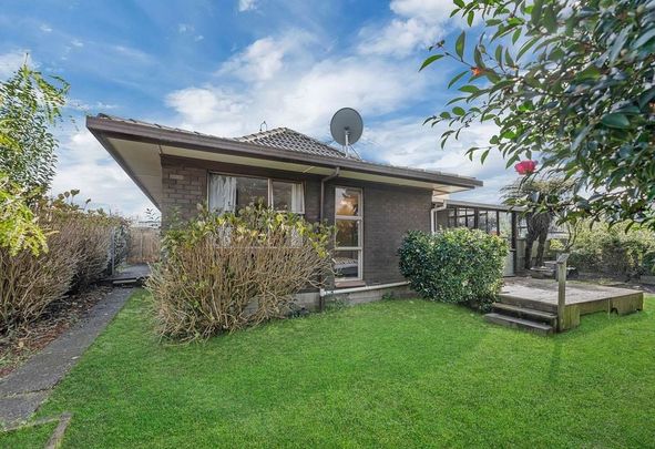 Papatoetoe Central Unit - Photo 1