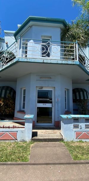 Studio apartment in ideal location with no water to pay - Photo 1