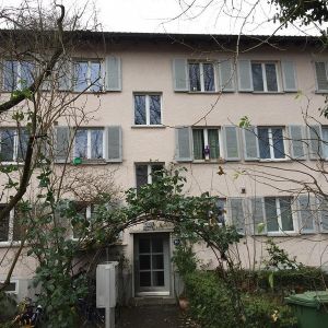 Sanierte 2.5 Zimmerwohnung in Zürich Schwamendingen-Mitte zu vermieten - Photo 2