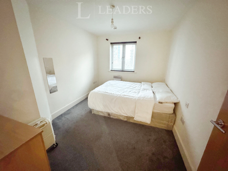 2 bedroom flat to rent - Photo 5