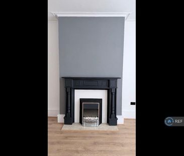 4 bedroom terraced house to rent - Photo 2
