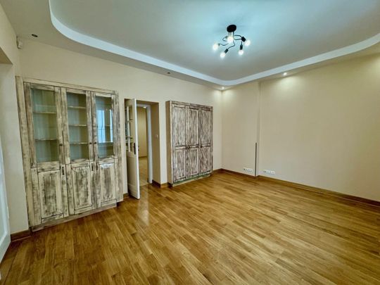 Lokal 111 m2+ ogród 175m2 Stary Mokotów 111 m² - Zdjęcie 1