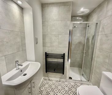 27 Prince Of Wales Terrace, YO11 2AN, Scarborough - Photo 2