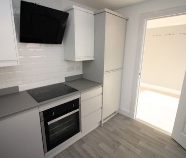 Blenheim Court, South Lanarkshire, Carluke, ML8 4RB - Photo 4