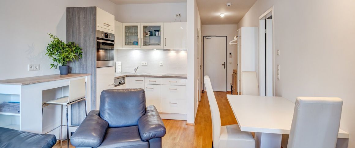 Modern 2-room apartment with loggia for rent - Foto 1