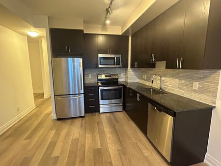 For Lease - 7165 Yonge Street Unit# 525, Markham, Ontario - Photo 3