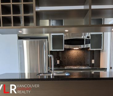 Condo in Downtown Vancouver, BC - Photo 4