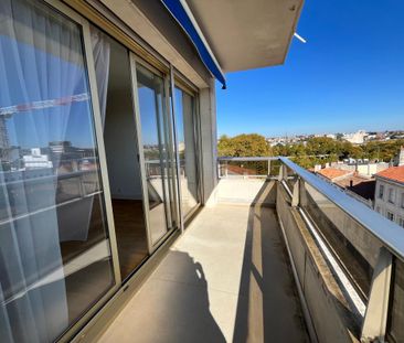 Location Appartement 3 pièces 76m² NIORT 79000 - Photo 4