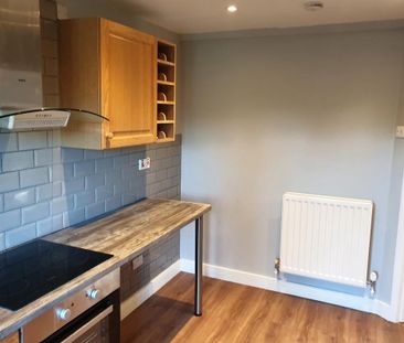 2 bedroom semi-detached house to rent - Photo 1