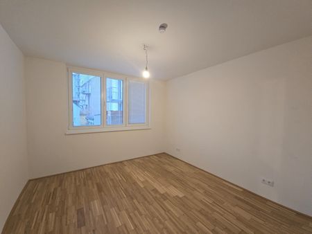 Neuwertige - geförderte 3 Zimmer Wohnung mit Balkon in zentraler Lage - Idlhofgasse 70 - Top 22 - Photo 4