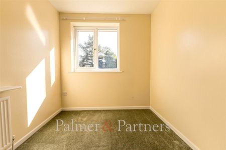 3 bedroom detached house to rent - Photo 5