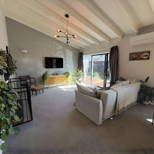 Fully Furnished Large Stylish Home for Rent - Photo 1