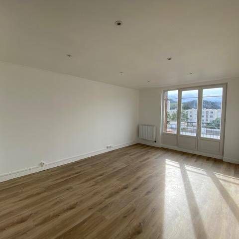 Location appartement rénové 3 pièces 52.02 m² à Vienne (38200) 6 - Photo 1