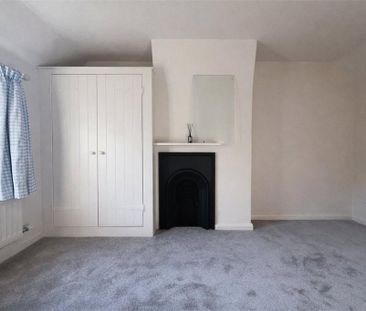 3 bedroom detached house to rent - Photo 3