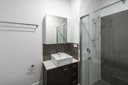 Gorgeous 2 Bedroom Unit in Ascot! - Photo 4