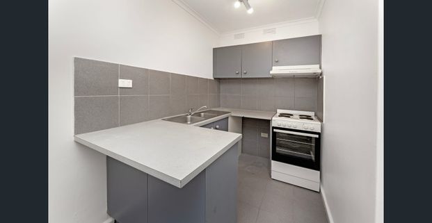 Position Perfect!!! - Photo 1