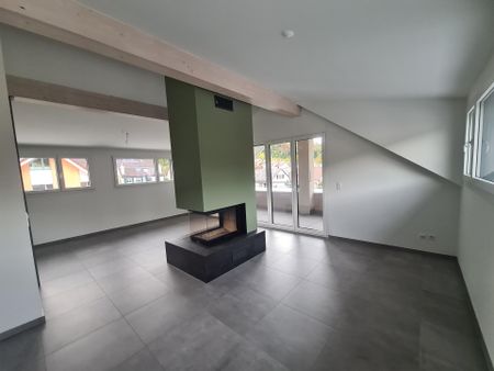 4.5 Zimmer-moderne Maisonette-Wohnung mit Balkon - Photo 2