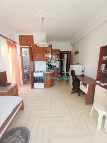 Studio/Γκαρσονιέρα για ενοικίαση Αμπελόκηποι (Πάτρα) - Photo 4