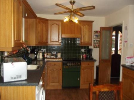 3 bedroom house to rent - Photo 2