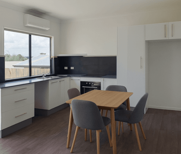 3 BEDROOM HOME IN A QUIET LOCATION - Photo 6