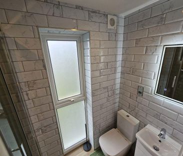 1 bedroom in a house share to rent - Photo 6