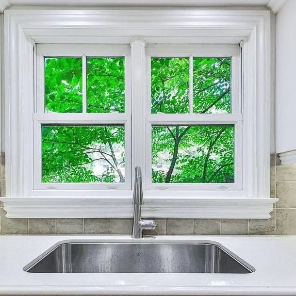 For Lease - 250 Dalewood Drive, Oakville, Ontario - Photo 1