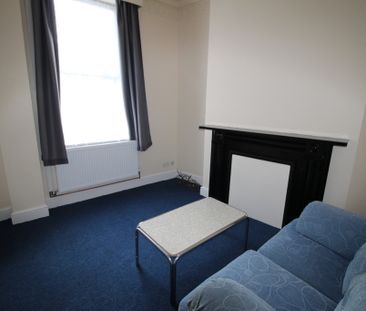 3 Bed Student Accommodation - Photo 5