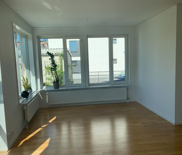 Välplanerad villa i barnvänligt område - Photo 1